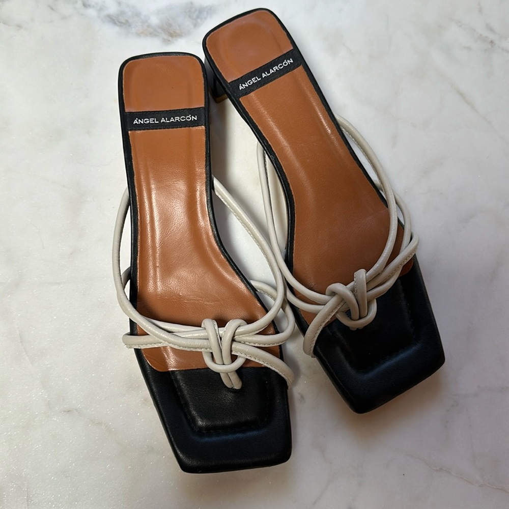 Anthropologie Black and White Kitten Heels. Size 39/8